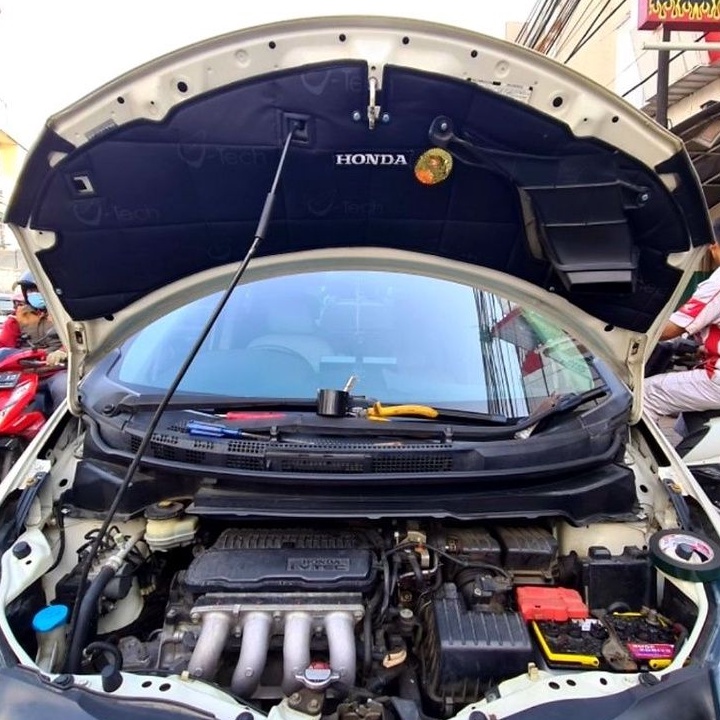 Honda Freed 2012 Peredam Ekslusive Kap Mesin Mobil V-Tech