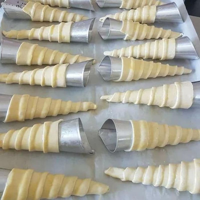 Cetakan corneto 20pcs
