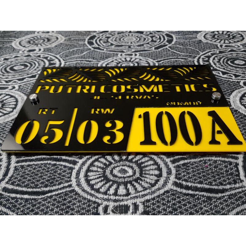 

PAPAN ALAMAT NOMOR RUMAH 3 layer ACRYLIC AKRILIK