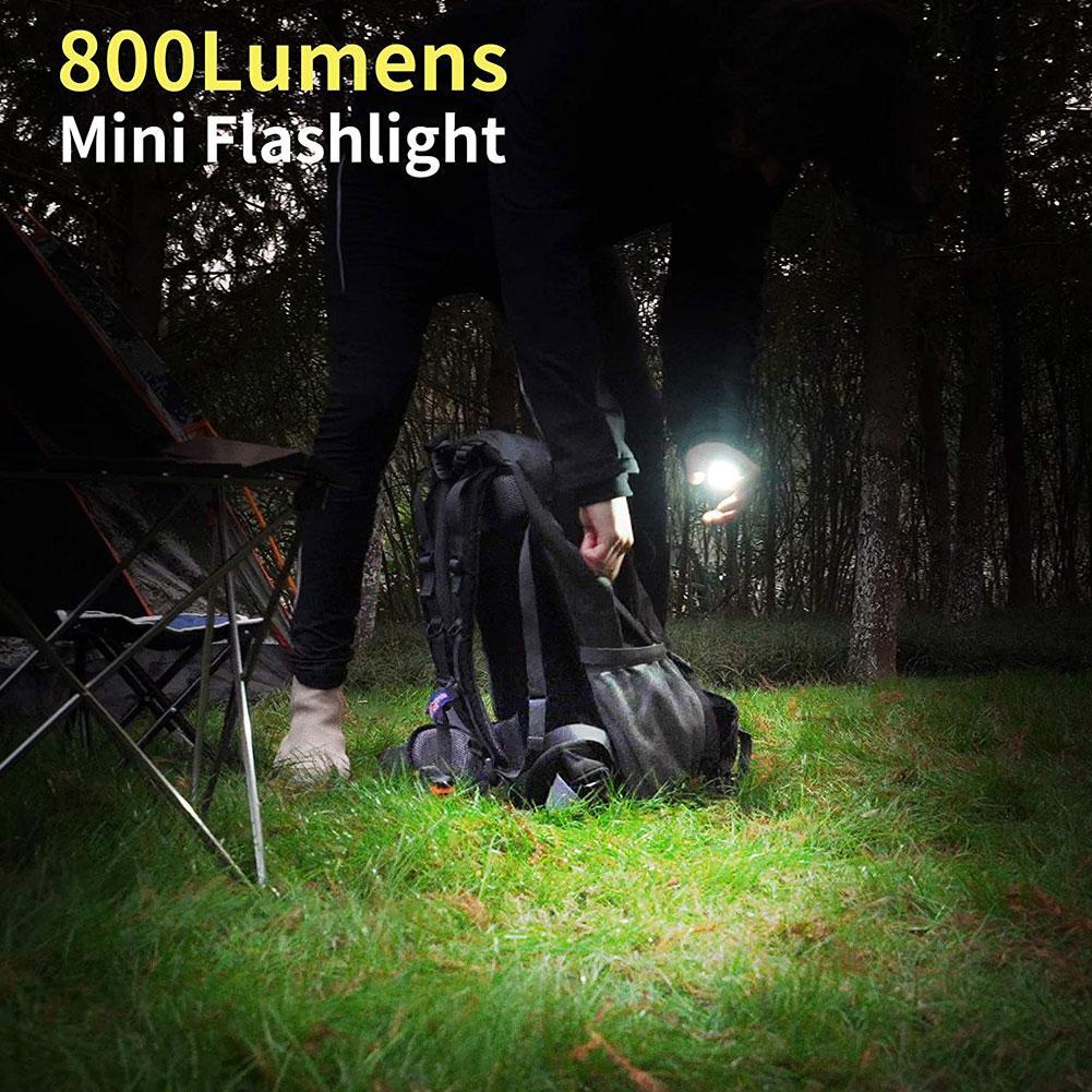 Gantungan Kunci Lampu LED Mini Portable Multifungsi USB Rechargeable Dengan Pembuka Botol Untuk Camping / Outdoor