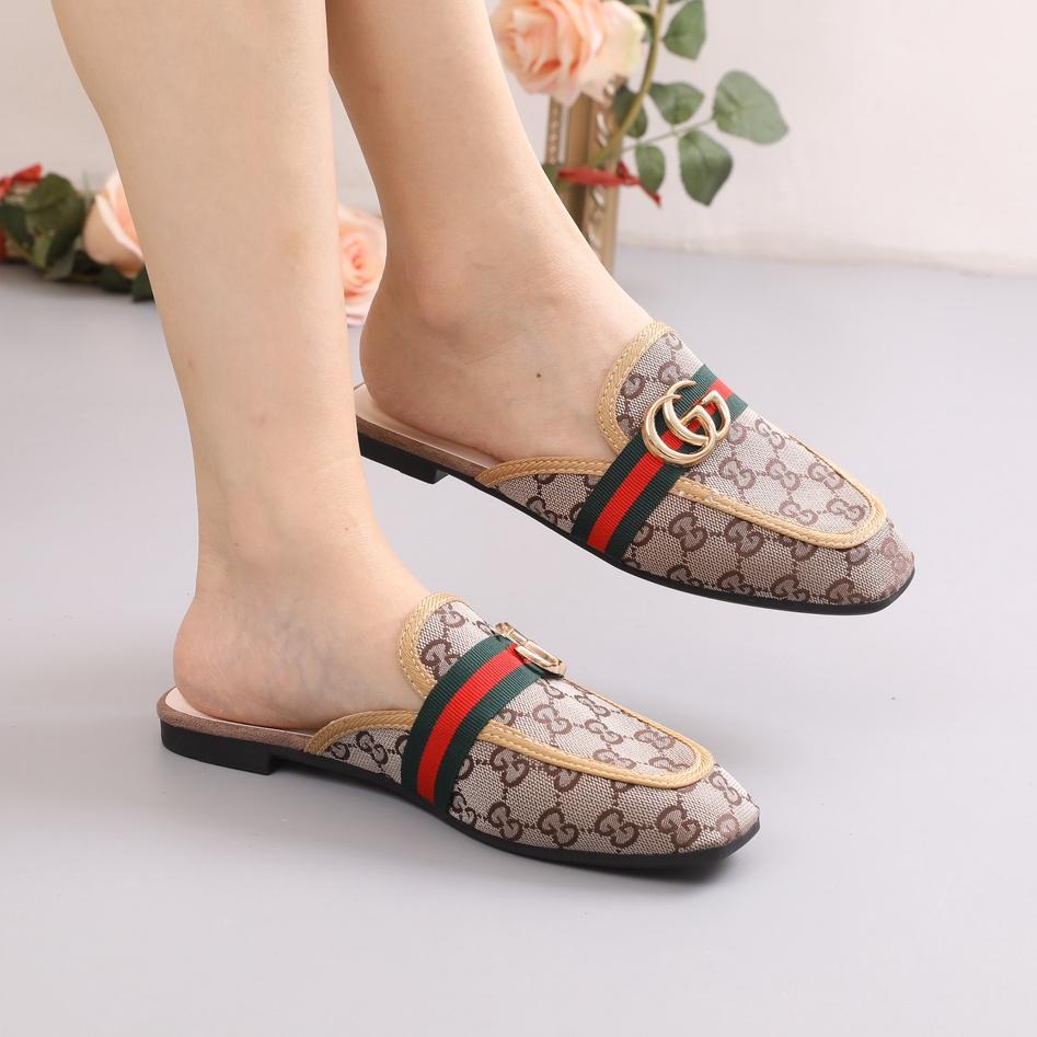 (PROMO HMG62) Slip On Mule Bahan Kanvas AOWI Sandal Flat Shoes Wanita Polos Motif Monogram Ujung Bul