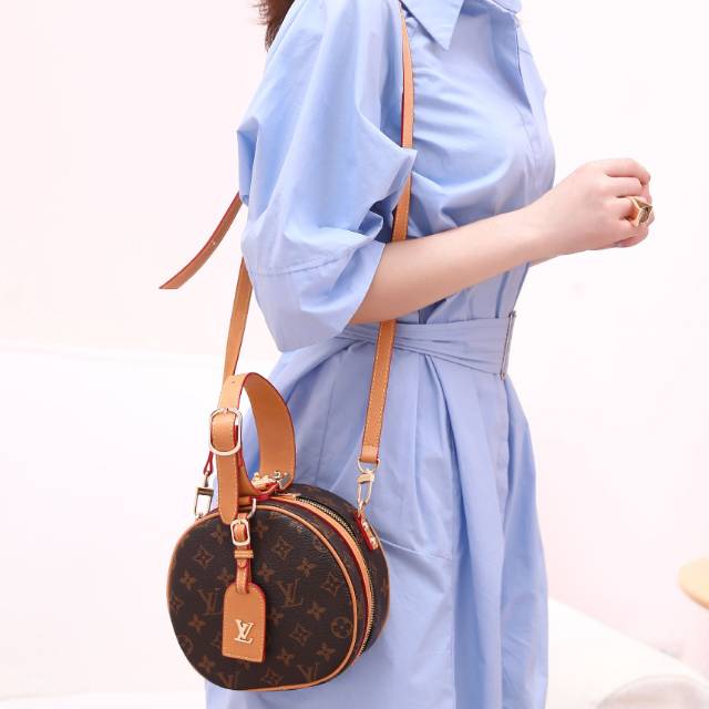 Best Seller, Tas lv Model Bulat motif monogram M43514