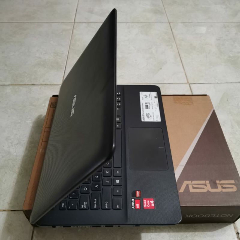 Laptop Asus X454Y Quadcore Amd A8-7410 Vga Amd radeon R5 graphic Ram 8Gb/4Gb HDD 500GB Windows 10 Gaming