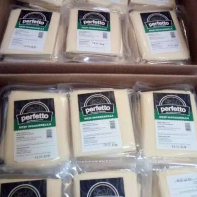 

Keju Mozarella Perfetto/ Anchor kemasan 250gr