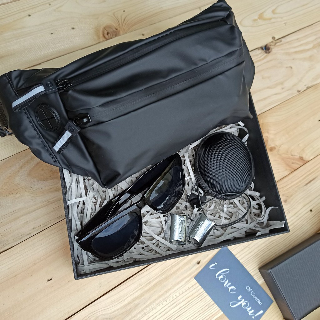 

Bliss Box All New Black ( Hampers / Gift Box / Kado UlTah / Kado Wisuda / Kado Anniversary )