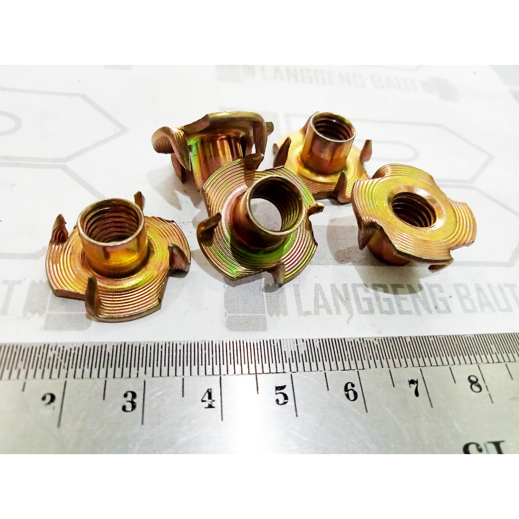 Mur Cakar  M8  ( Baut 12an ) / Tee Nut / Mur Tanam Kayu / Furniture 8mm