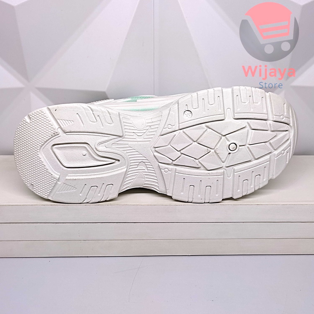 Sepatu Wanita Sneakers Putih SPIKE AB 8388 Korean Style Fashion Shoes Sport untuk Penampilan yang Stylish