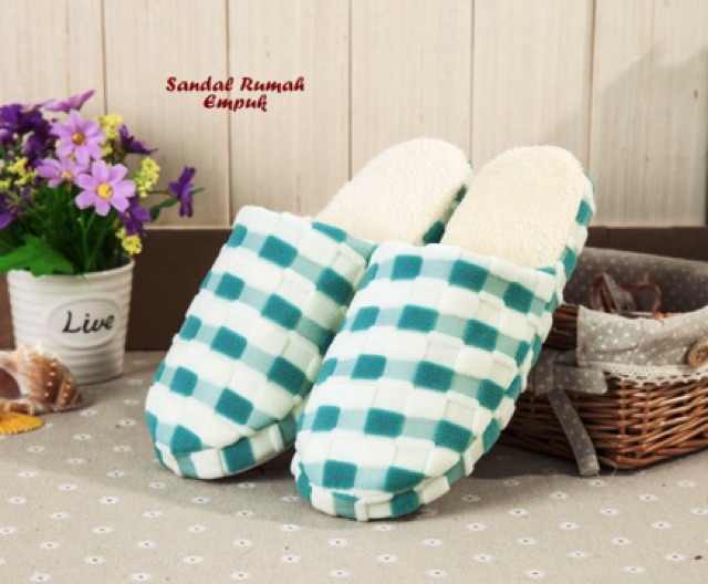 Sandal rumah motif KOTAK-KOTAK ( empuk dan nyaman) ada anti slip