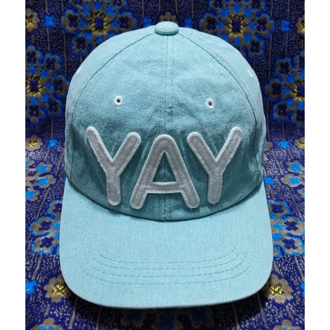 topi millitage YAY