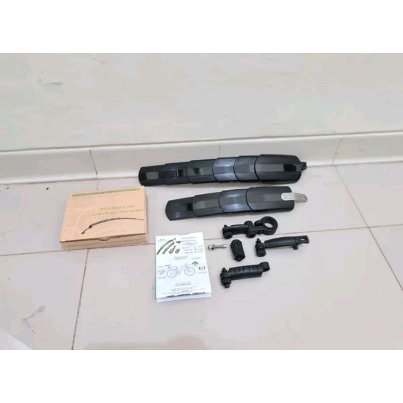 Fender.. selebor..mud guard.. spakbor sepeda adjustable universal bisa  untuk semua ukuran sepeda