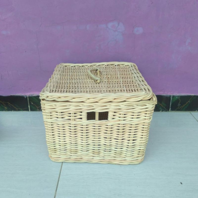 Keranjang tutup rotan besar persegi kotak penyimpanan barang keranjang motor belakang depan 35x30x21 cm