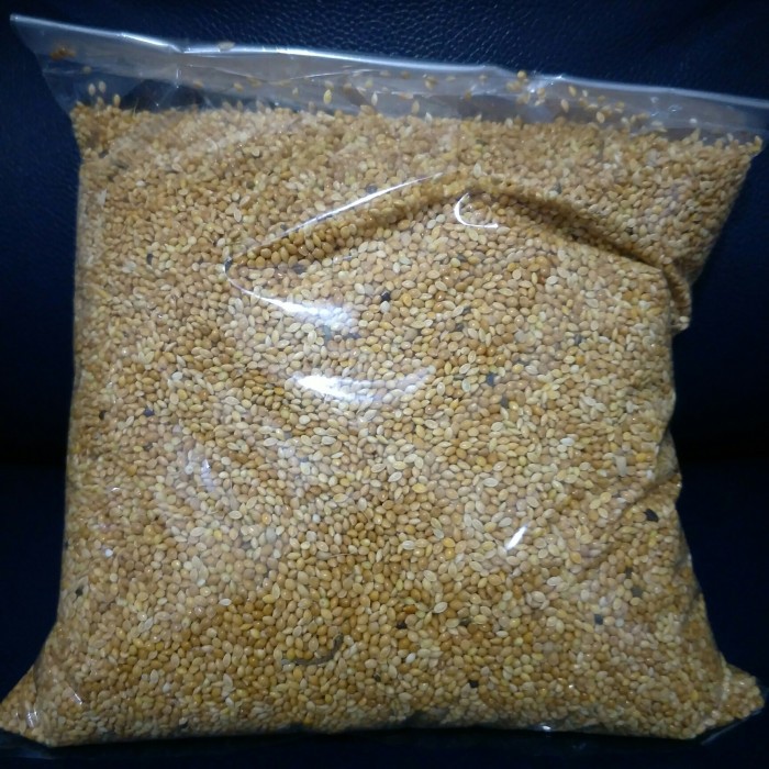 milet kuning /milet kuning 1kg/milet pakan lovebird