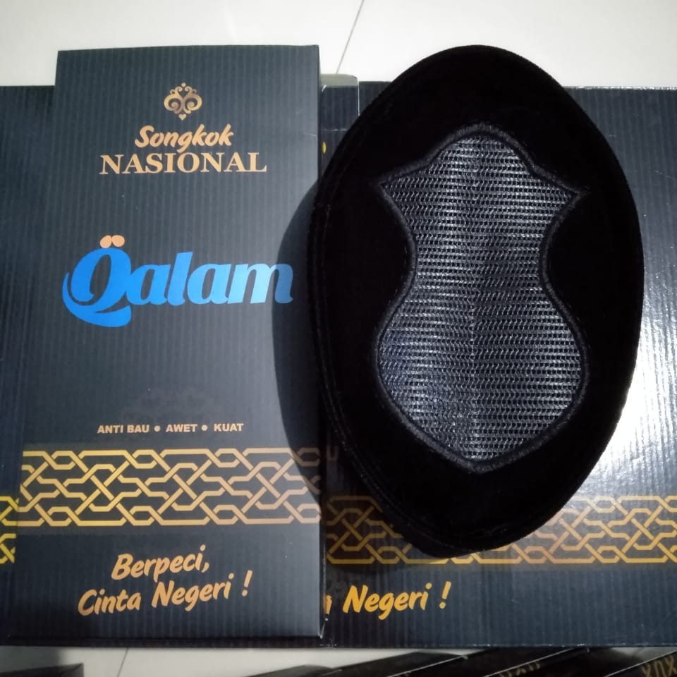 KOPIAH HITAM POLOS AC TEROMPAH PREMIUM | SONGKOK HITAM MODEL AC TEROMPAH MEREK QALAM