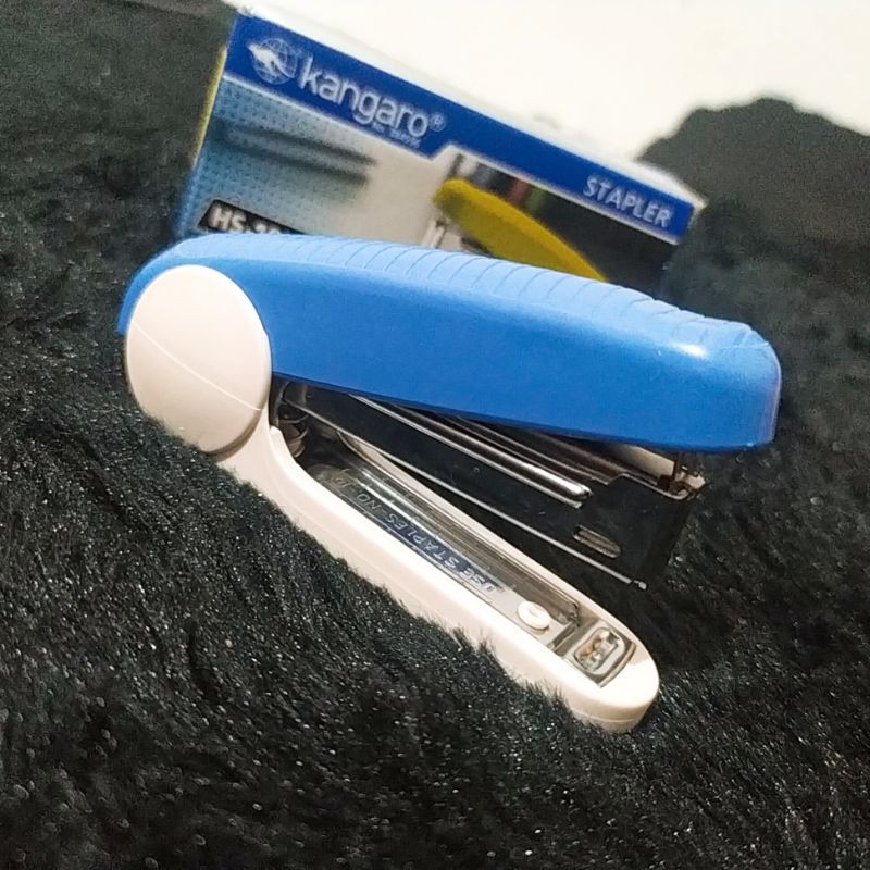 

Staples Stapler Kangaro HS-10Y Peralatan Kantor