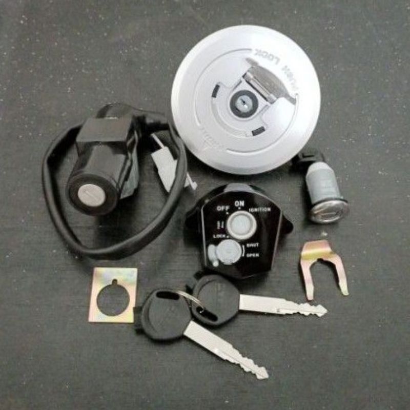 KUNCI KONTAK KEY SET PLUS TUTUP TANGKI CBR 150 CBR150R NON LED 2014-2015