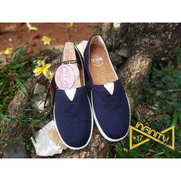 Wakai Original Hashigo Plain Navy Men/Unisex - Sepatu Wakai Pria