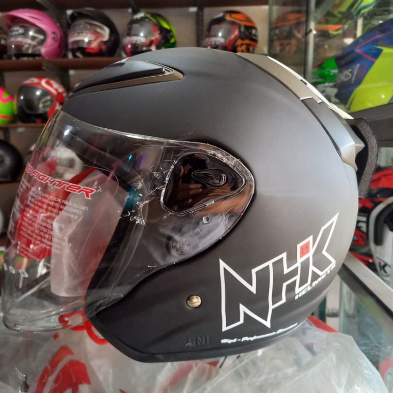 HELM NHK R6 SOLID BLACK DOFF( HITAM DOFF)