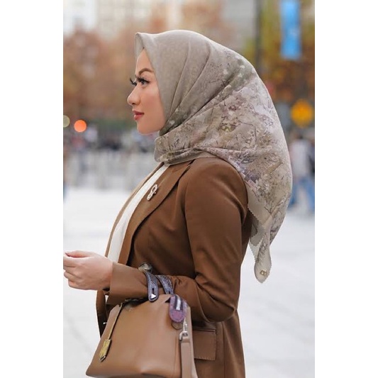 BUTTONSCARVES NEW YORK REBORN SOHO