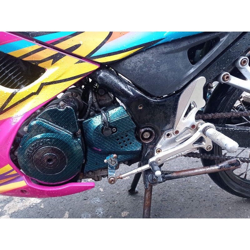 TUTUP BLOK MESIN SATRIA FU CARBON CELUP