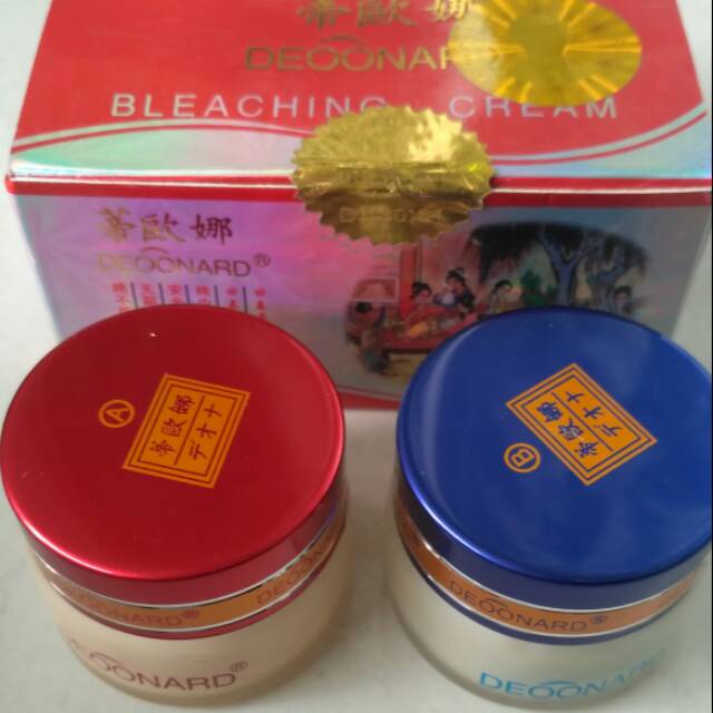 Cream deonard set merah A/B