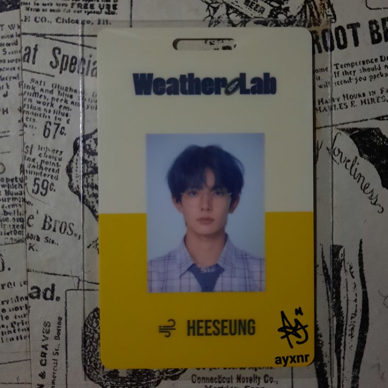 pc ID CARD HEESEUNG SEASON GREETING 2022 [official merch idc]