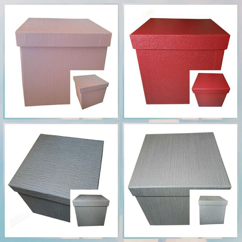 

Kotak Kado Ukuran 18x18x18
