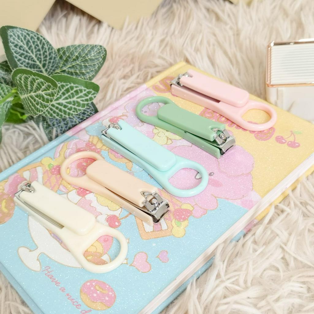 Gunting Kuku Polos Warna Pastel / Nail Clipper Soft Colour Harga Murah / Gunting Kuku ukuran Kecil Ready 5 Warna Kualitas Impor Terbaik bisa COD