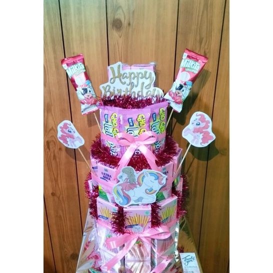 

SERBA PINK KUE TART SNACK TOWER / KADO KUE WANITA / KUE TART SNACK