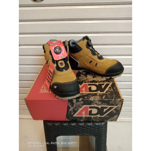 Sepatu Safety Cheetah 6112 K - Cheetah Jubatus -Warna Coklat