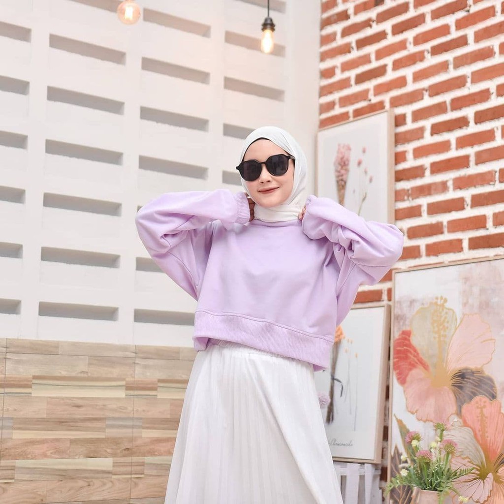 Oversize Sweater Crop Wanita Oversized Lenka Cropped Premium Korea Polos Tebal Switer Sweeter Sweter