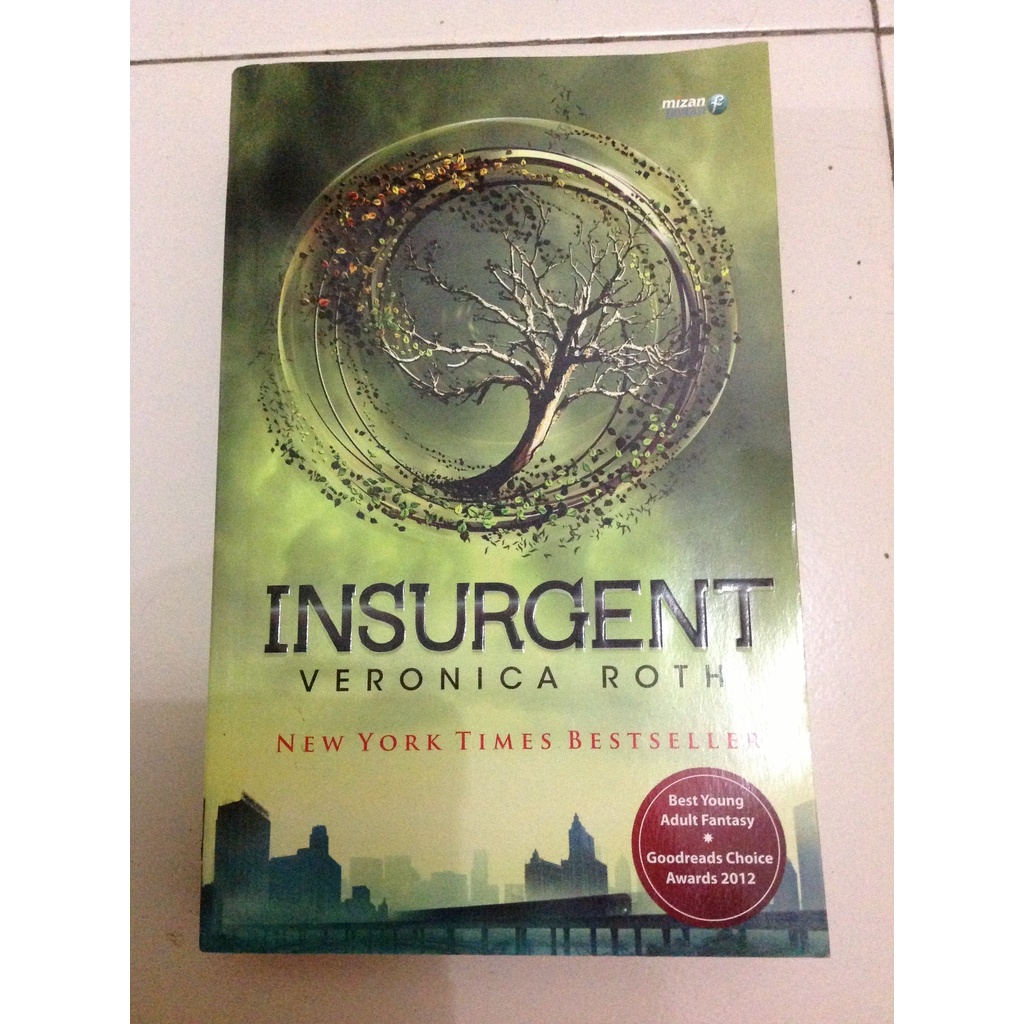 [INDONESIA] BUKU NOVEL TRILOGI DIVERGENT - DIVERGENT - INSURGENT - ALLEGIANT - VERONICA ROTH [ORIGINAL]