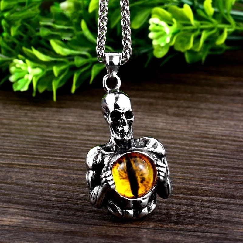 Kalung Liontin Tengkorak Mata Kucing Bahan Stainless Steel 316L Gaya Vintage Punk Untuk Pria