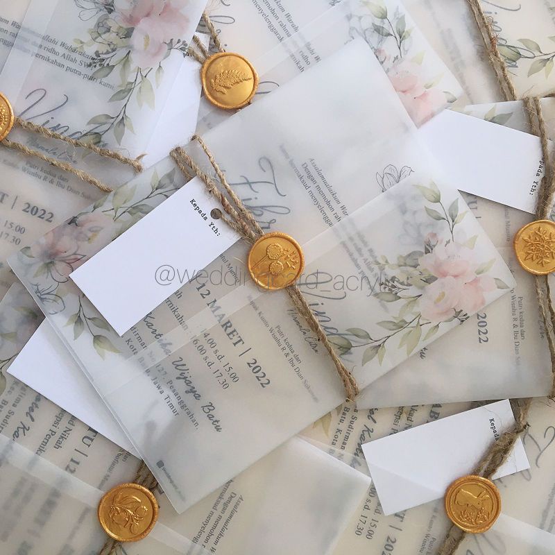 undangan akrilik/acrylic invitation/kartu undangan akrilik/undangan akrilik murah/undangan pernikaha