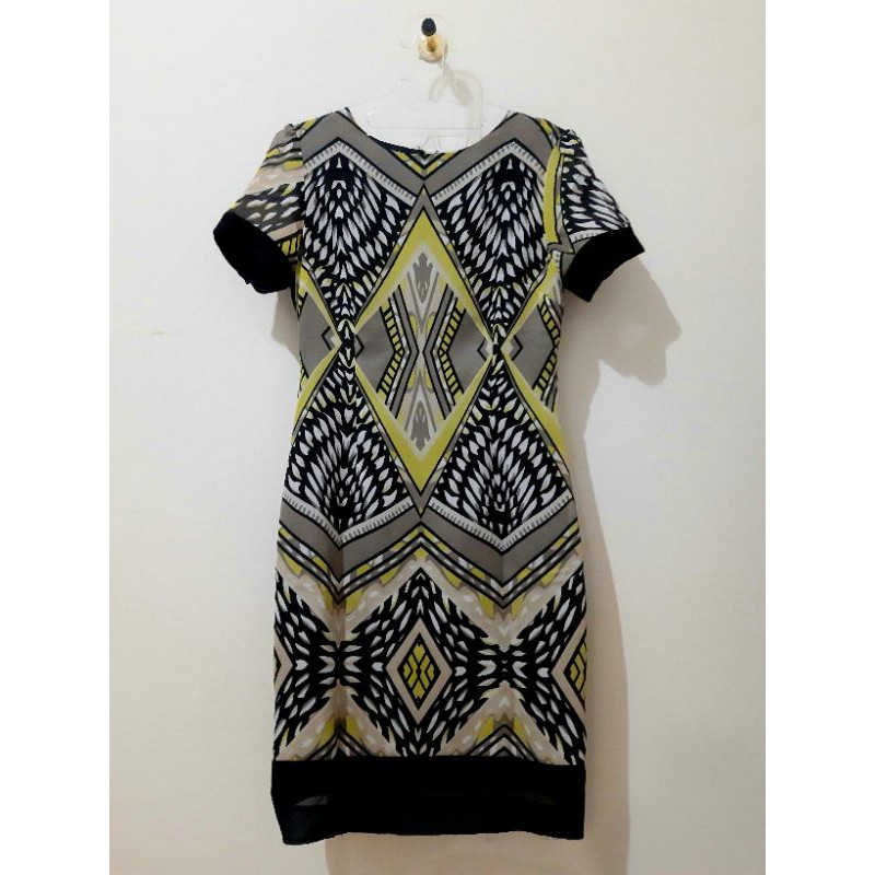 Preloved Dress Accent