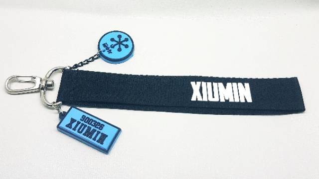 Exo gantungan kunci strap name light stick kpop member lanyard keyring