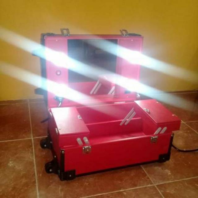 KOPER MAKE UP/BEUTYCASE MINI 4 LAMPU 2 RAK