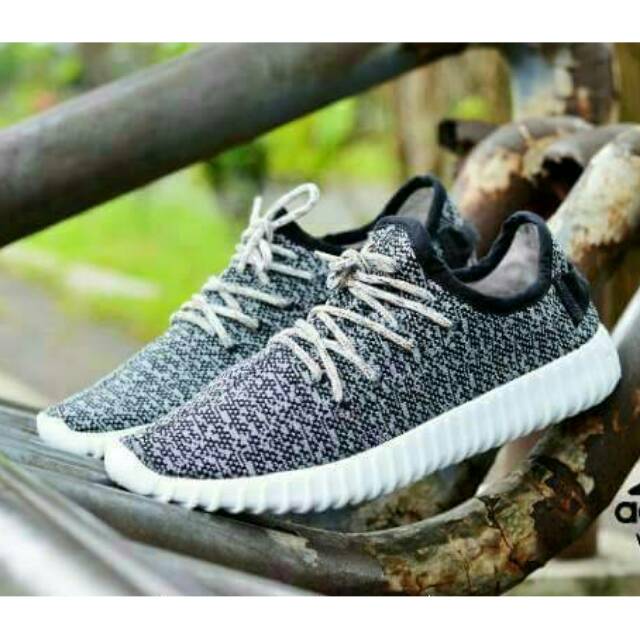 Sepatu adidas yeezy unisex ori Vietnam termurah