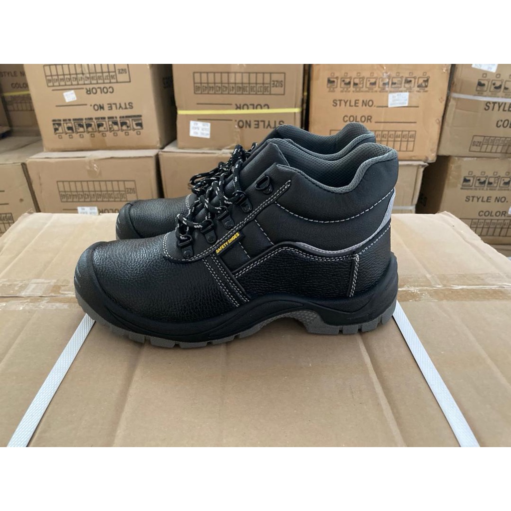 Sepatu Safety Shoes Pria Ujung Besi Middle Cut Anti Slip Hitam Abu