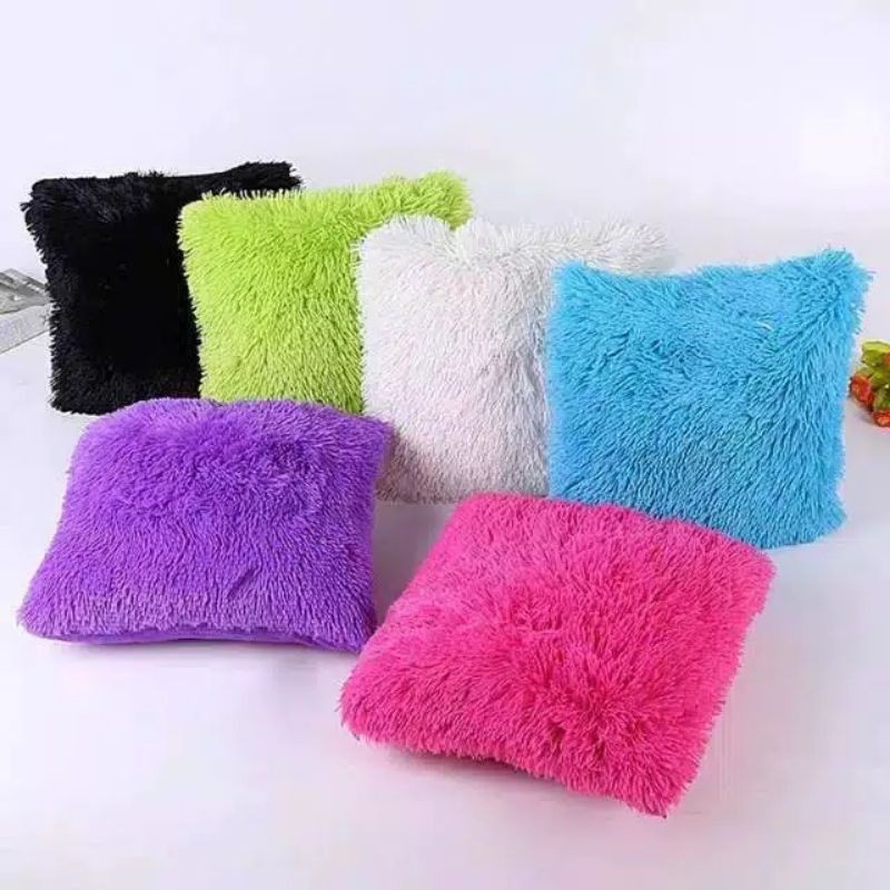 BANTAL SOFA BULU BANTAL KOTAK