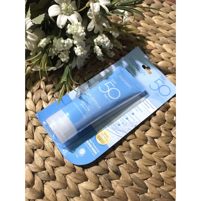 wardah spf 50/ wardah pencerah wajah/sunscreen wardah