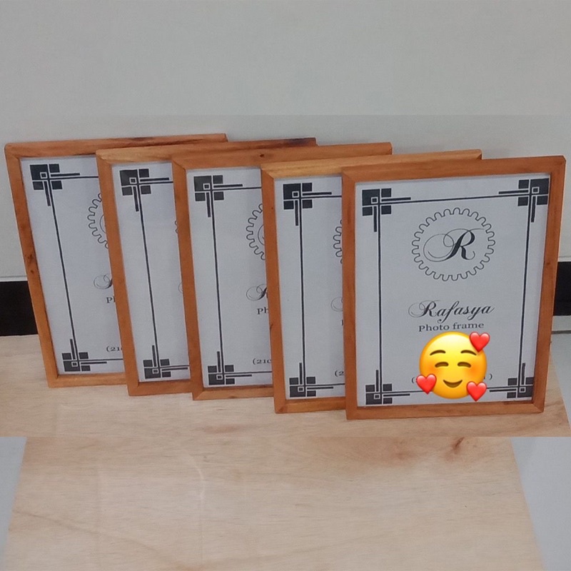 FRAME FOTO PREMIUM WOOD KAYU ASLI  / FIGURA / PIGURA / BINGKAI UK F4 21X33 dengan mika