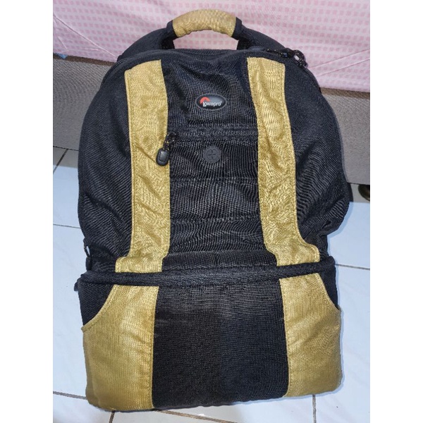 Tas kamera Lowepro