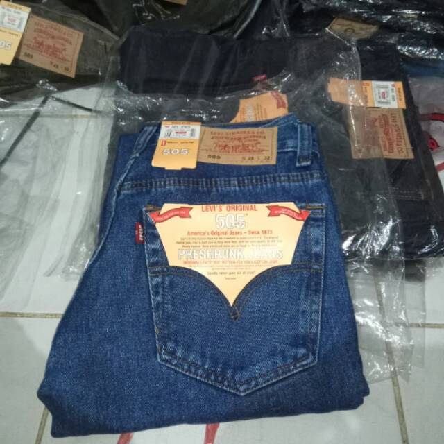 Celana panjang jeans merk levis size 27-38