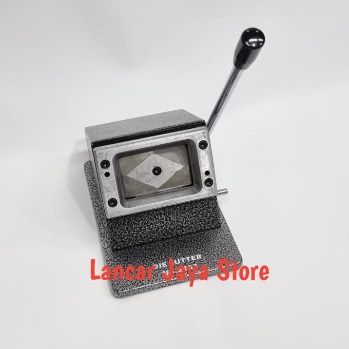 

Bisa Cod - Alat Mesin Plong Id Card / Mesin Pvc Card Origin Occ-55 Pvc (Abu) - Die Cutter Kode 1322