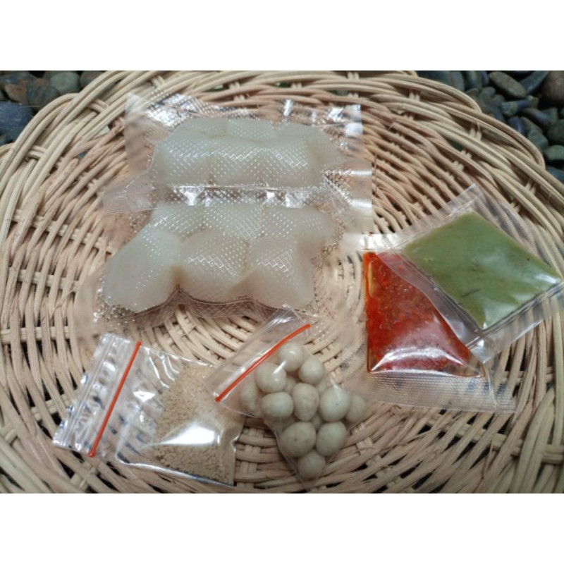 

Seblak Instan/Seblak Cilok/Cilok isi Ayam/Bumbu Seblak