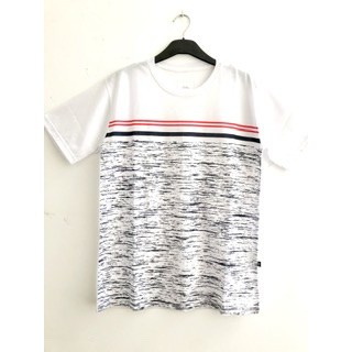 Kaos / T-Shirt RED Label Putih Garis Merah Hitam ( katun mix )