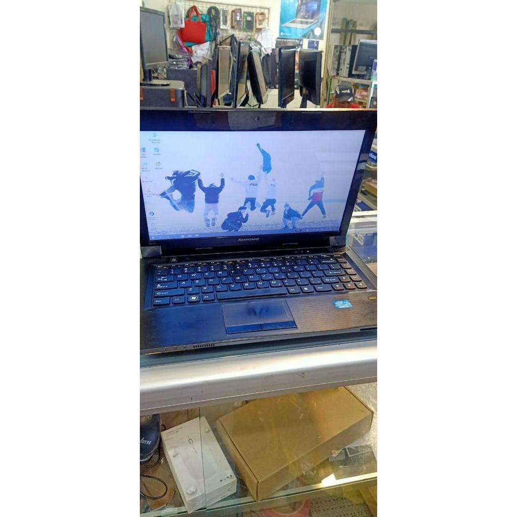 Laptop seken bekas Lenovo Core i3 4 gb murah windos 10