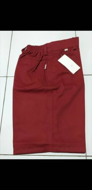 Celana Pendek Seragam SD Merah Hati Exclusive Size:8,9,10,11,12