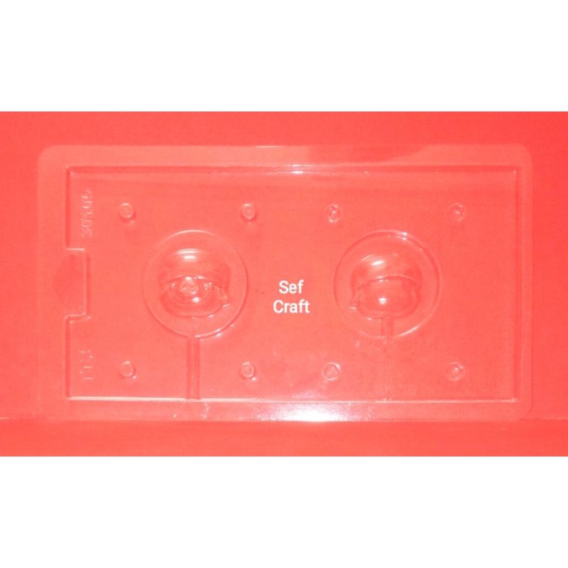 3 D Green helmet pig angry bird lollipop chocolate / pudding mold