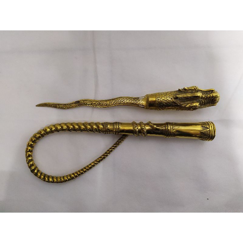 Cambuk/Pecut/Cemeti Naga Kuningan